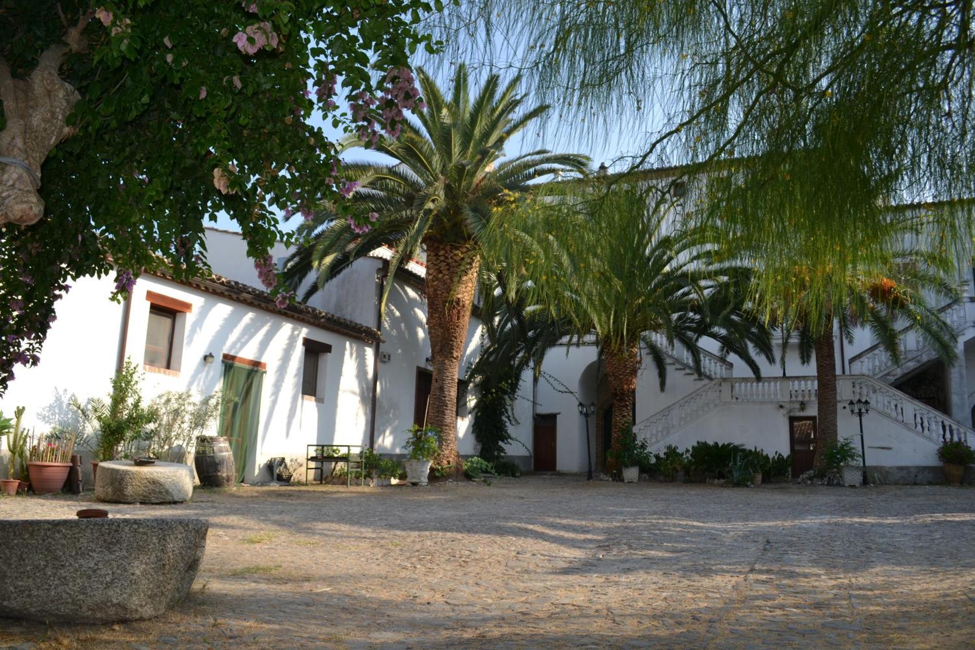 Agriturismo Malena Amica Dış mekan fotoğraf